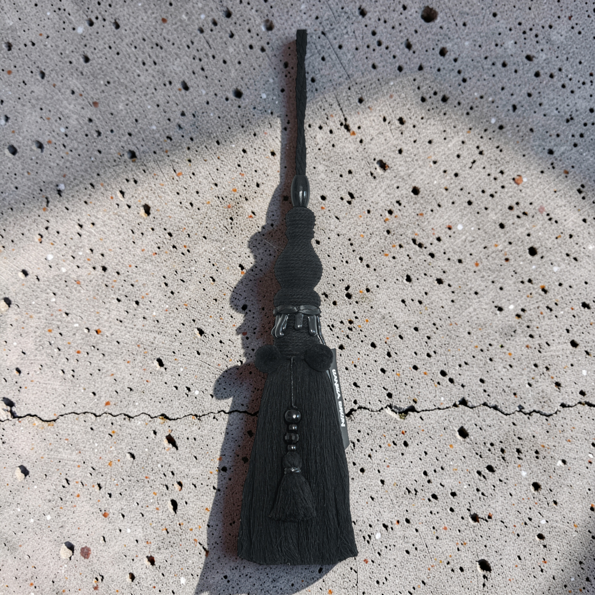 Black Pearl Large Tassel