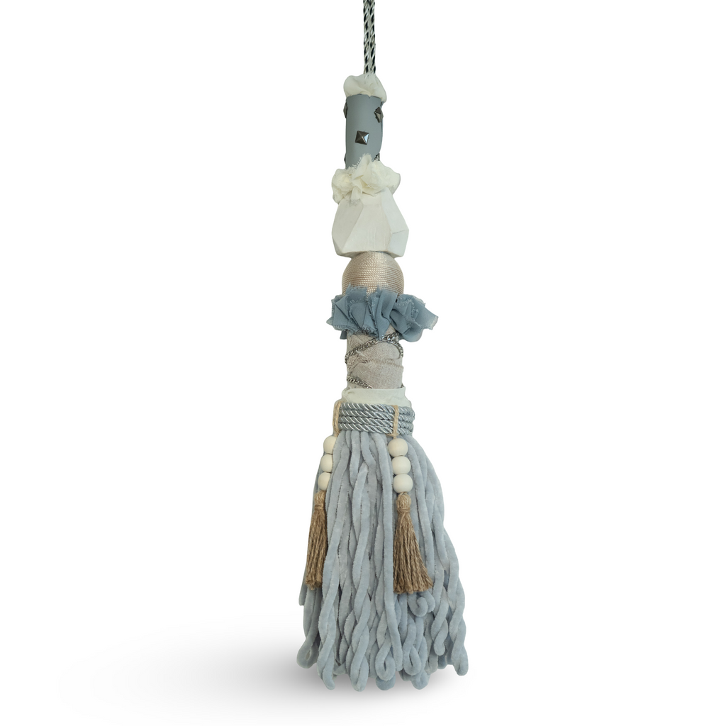 POWDER GREY SOFT LARGE TASSEL
