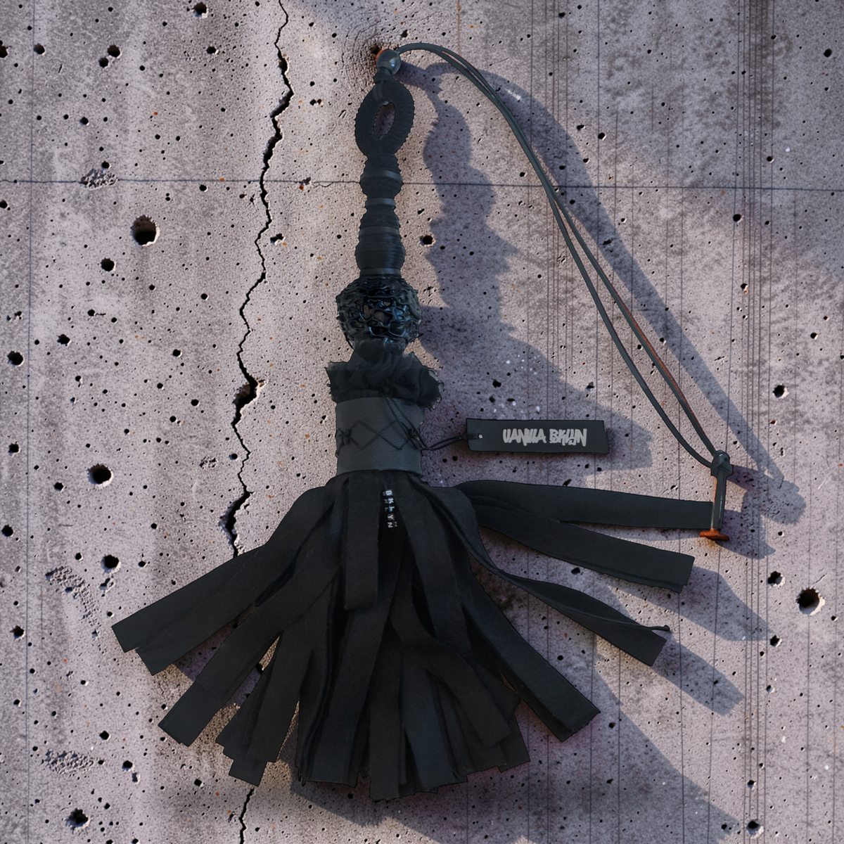 Midnight Tailor Large Tassel