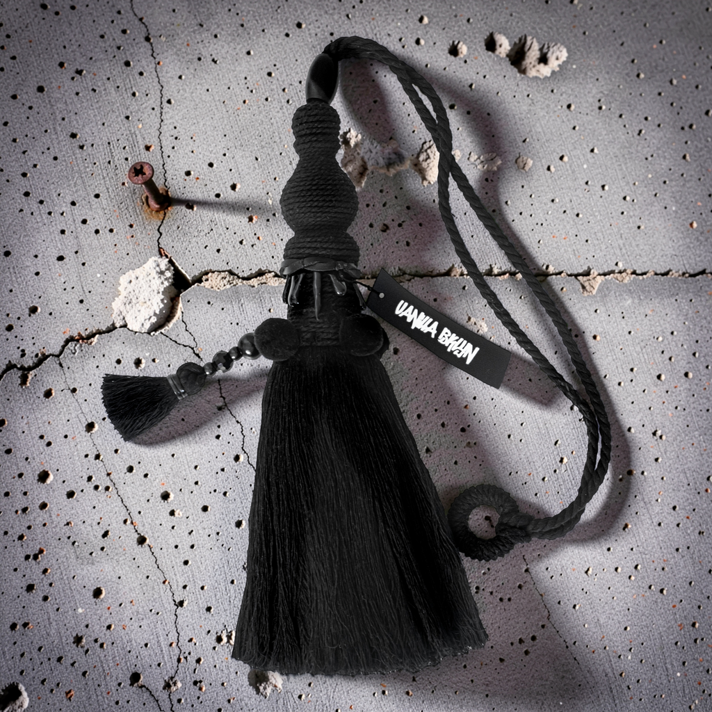 Black Pearl Large Tassel